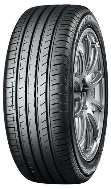 Yokohama Bluearth-Gt AE51 245/35-19