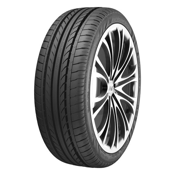 Nankang NS-20 Noble Sport - Nopeusluokka W 225/50-16