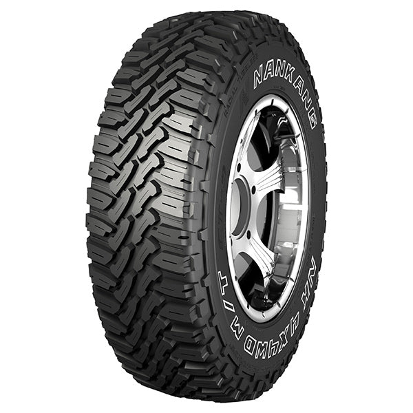 Nankang FT-9 M/T White Letters 35x12.5-15 113 Q